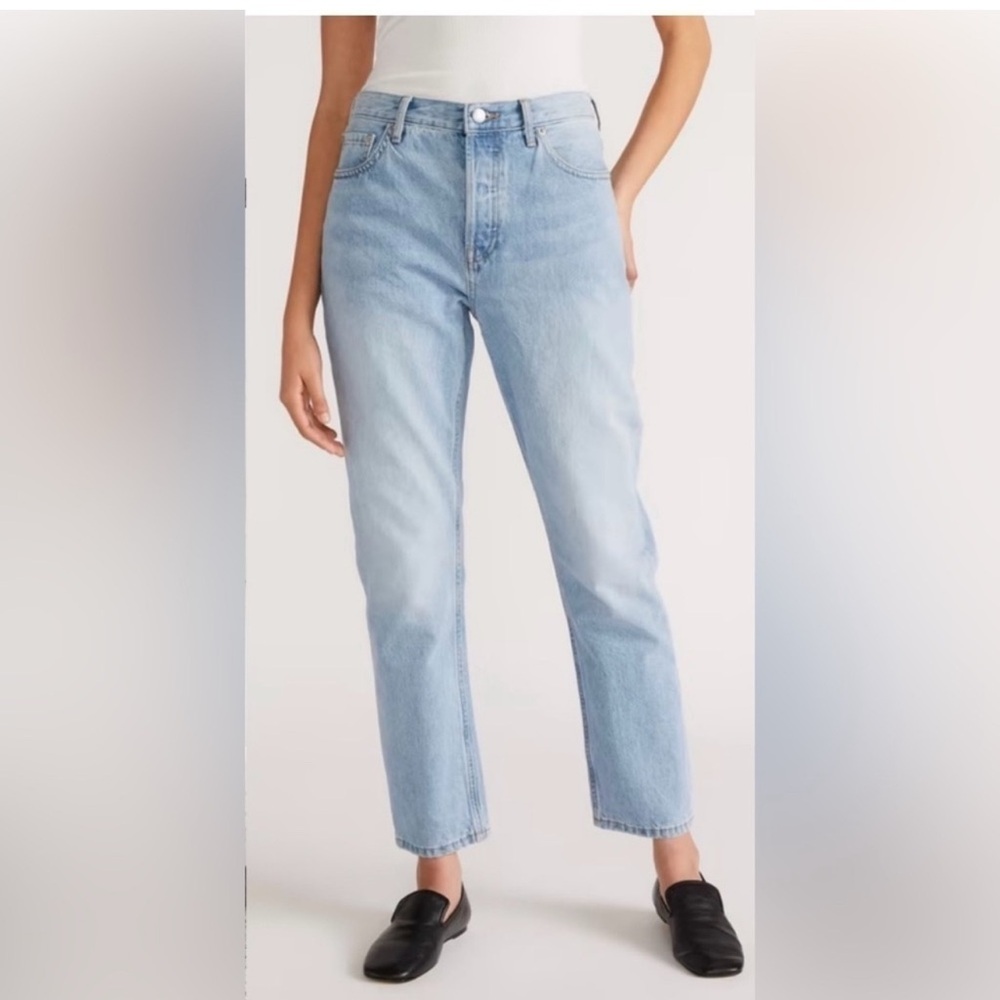 Everlane Light Wash Blue Curvy Cheekt Jeans